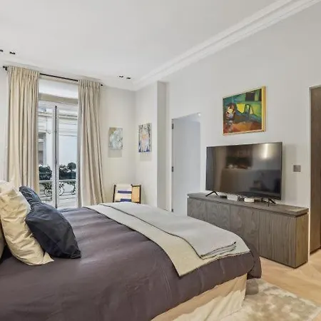 Prestige Chic Apartment